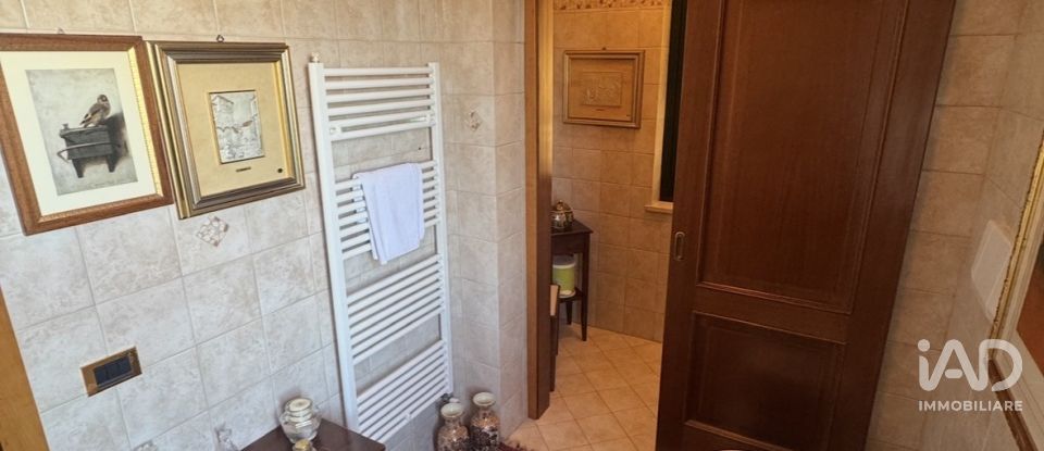 House 10 rooms of 350 m² in Giulianova (64021)