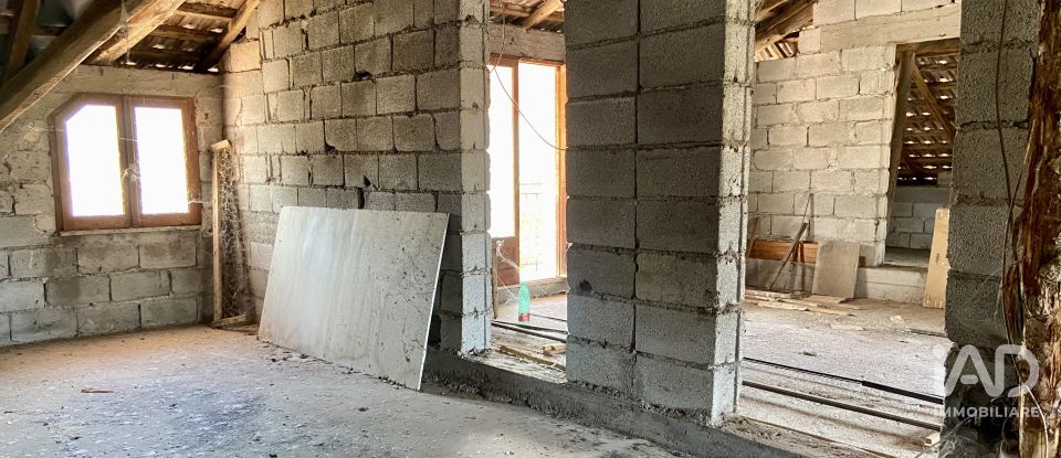 Appartamento 9 locali di 270 m² a Broccostella (03030)