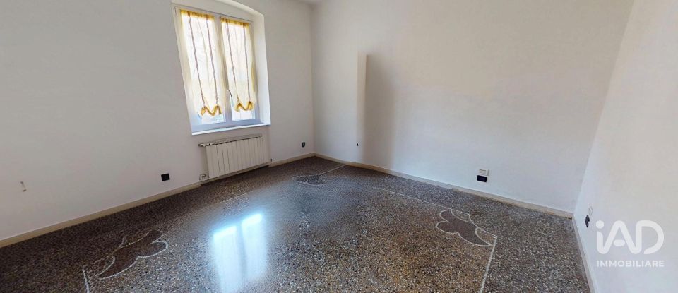 Apartment 6 rooms of 104 m² in Genova (16164)