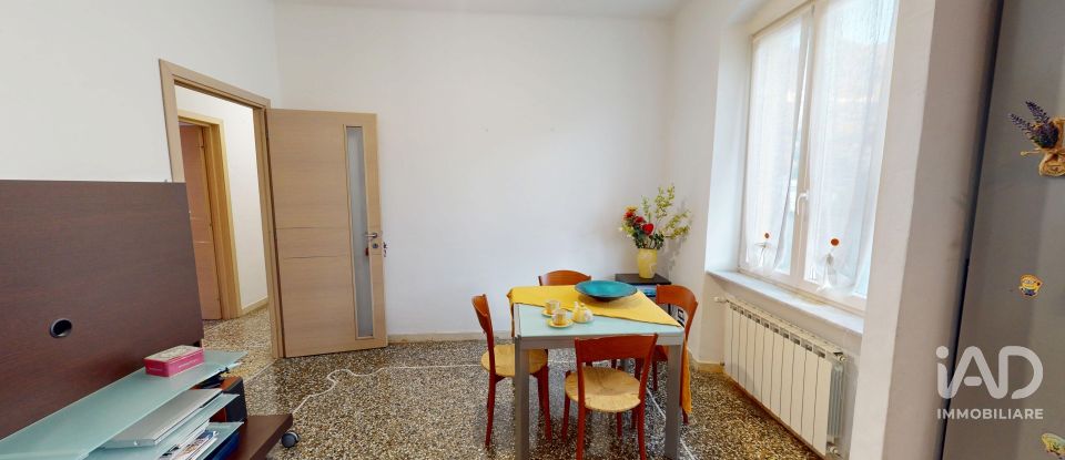 Apartment 6 rooms of 104 m² in Genova (16164)