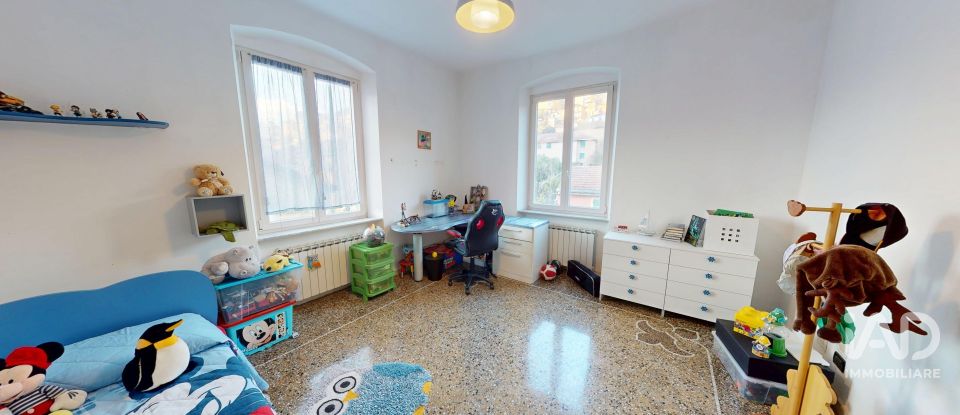 Apartment 6 rooms of 104 m² in Genova (16164)