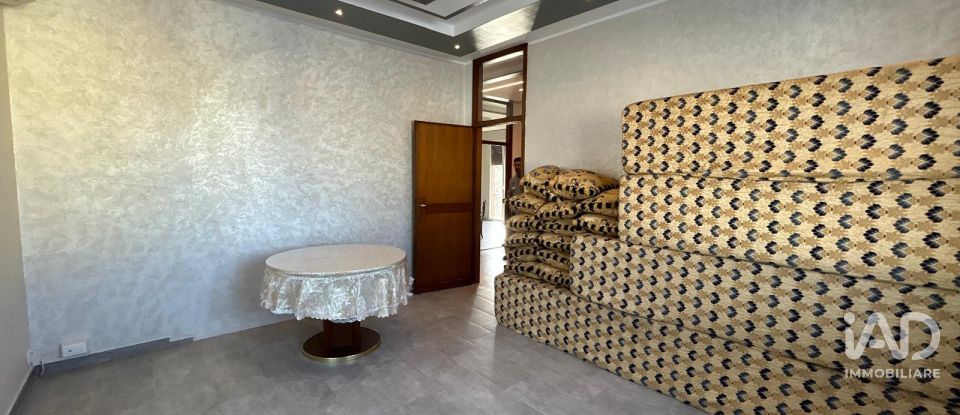 Four-room apartment of 180 m² in Mirandola (41037)