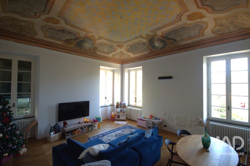 Appartamento 5 locali di 126 m² a Genova (16162)