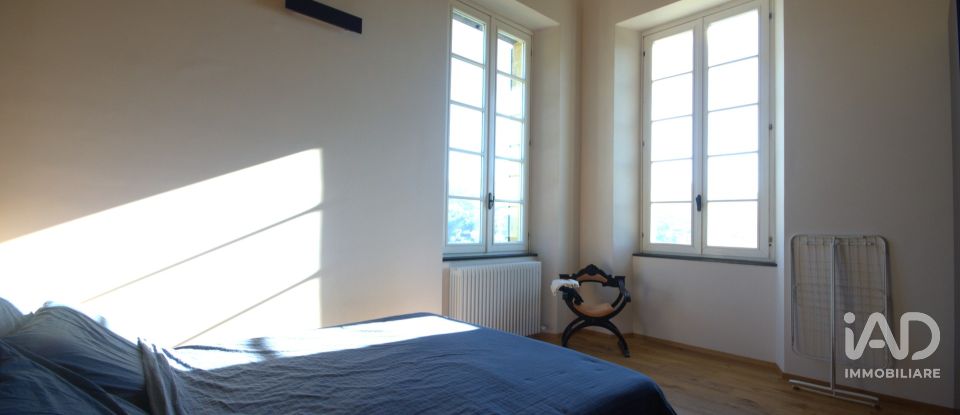 Appartamento 5 locali di 126 m² a Genova (16162)