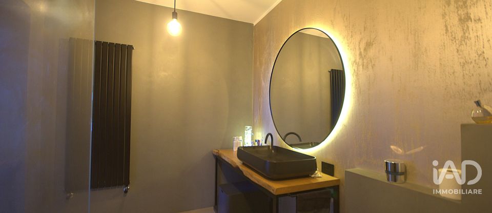 Appartamento 5 locali di 126 m² a Genova (16162)