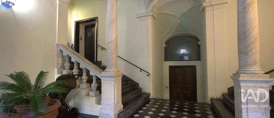 Appartamento 5 locali di 126 m² a Genova (16162)
