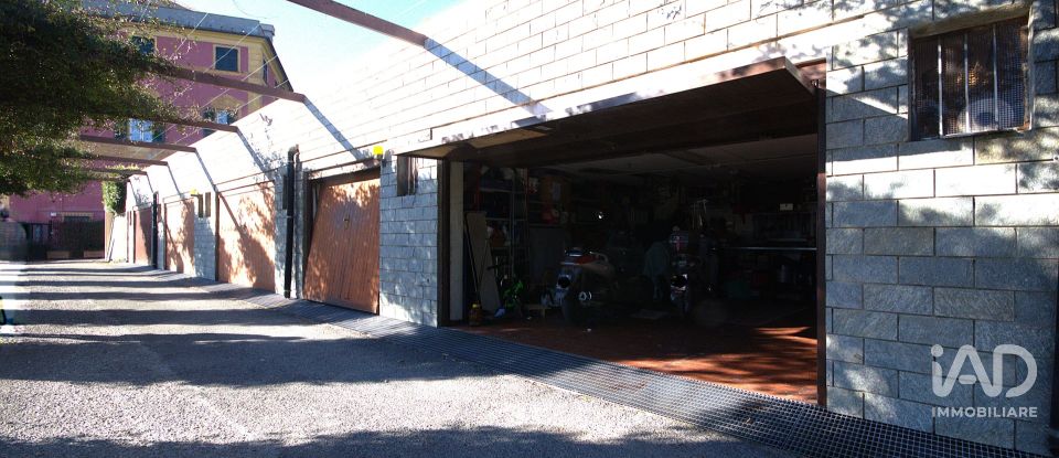 Appartamento 5 locali di 126 m² a Genova (16162)