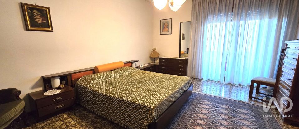 Shop / premises commercial of 1,204 m² in Vicenza (36100)