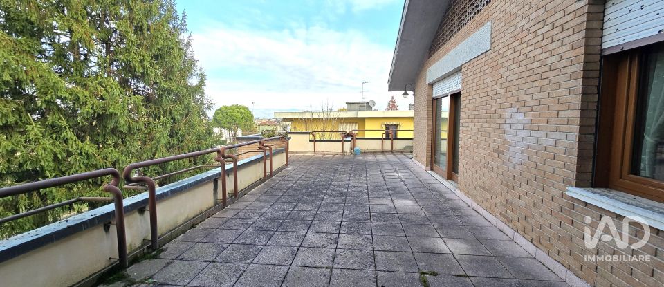 Shop / premises commercial of 1,204 m² in Vicenza (36100)