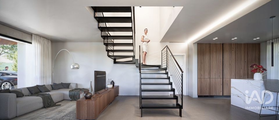 Traditional house 5 rooms of 226 m² in Caldogno (36030)