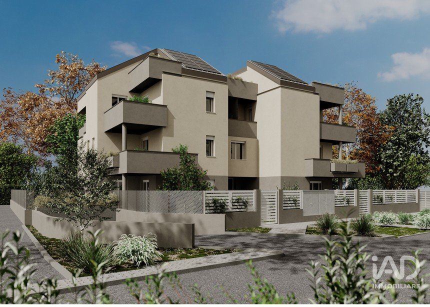 Three-room apartment of 90 m² in Modena (41122)