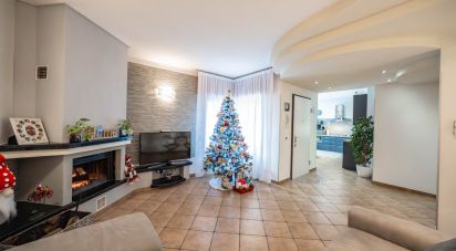 Appartamento 6 locali di 114 m² a Ro (44033)