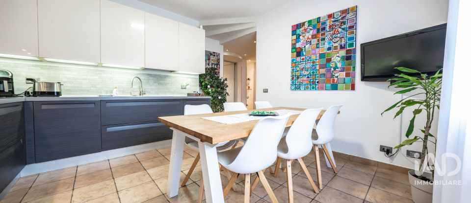 Apartment 6 rooms of 114 m² in Ro (44033)