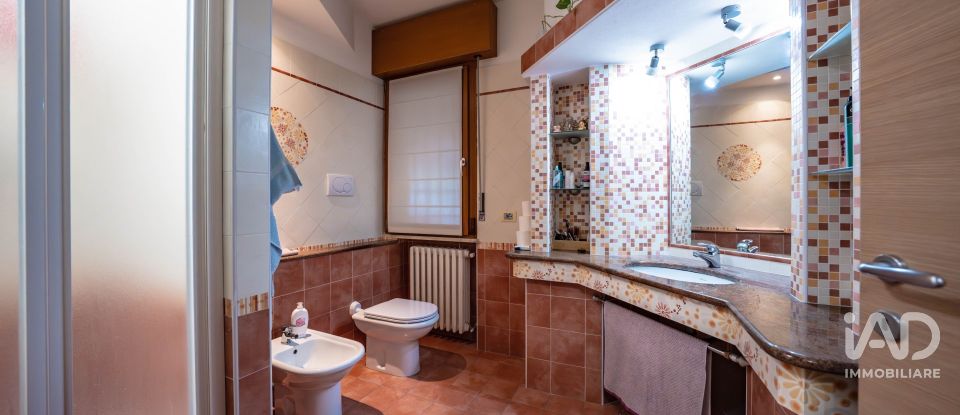 Apartment 6 rooms of 114 m² in Ro (44033)