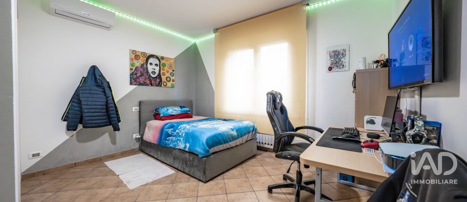 Apartment 6 rooms of 114 m² in Ro (44033)