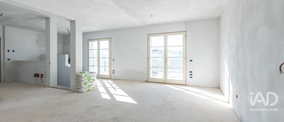 Four-room apartment of 135 m² in Pontedera (56025)