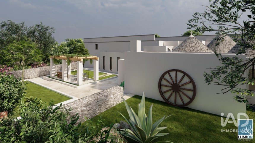 Barn conversion 10 rooms of 180 m² in Cisternino (72014)