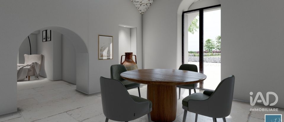 Barn conversion 10 rooms of 180 m² in Cisternino (72014)