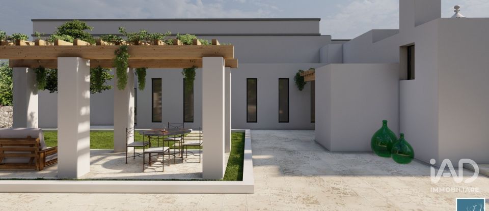 Barn conversion 10 rooms of 180 m² in Cisternino (72014)