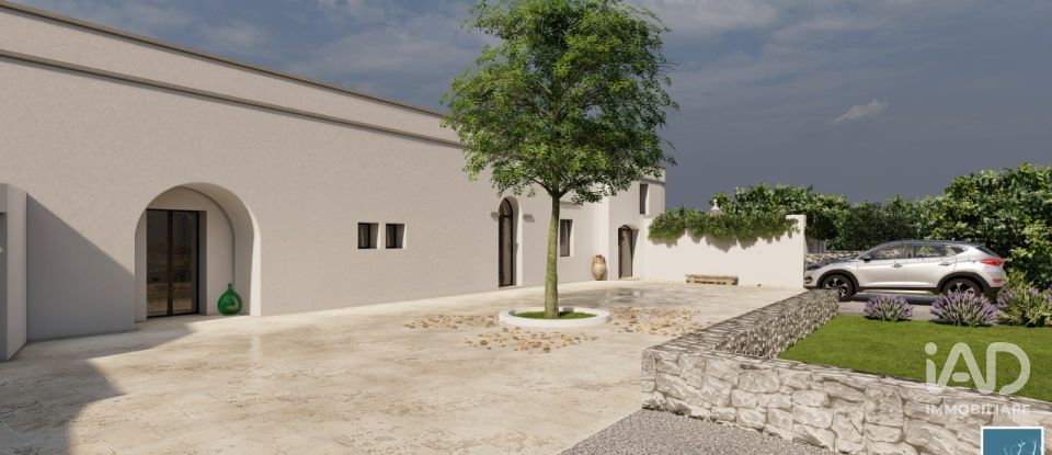 Barn conversion 10 rooms of 180 m² in Cisternino (72014)
