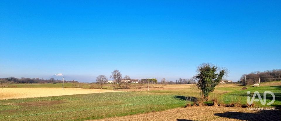 Rustico 4 locali di 423 m² in Cavriana (46040)