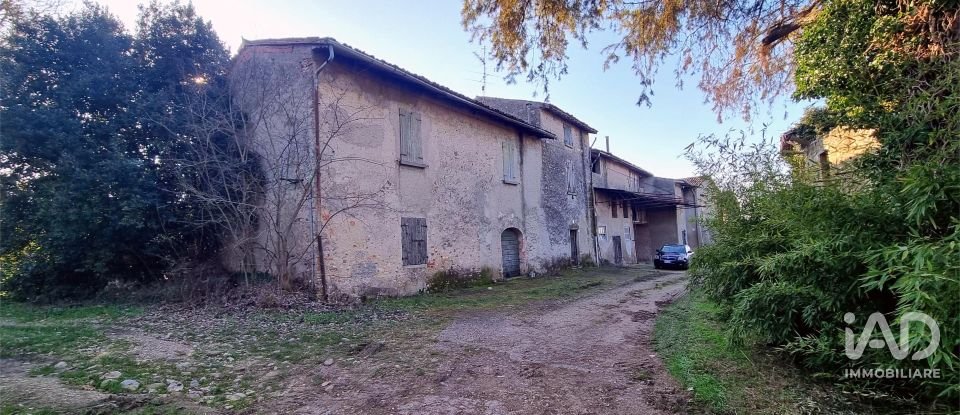 Rustico 4 locali di 423 m² in Cavriana (46040)