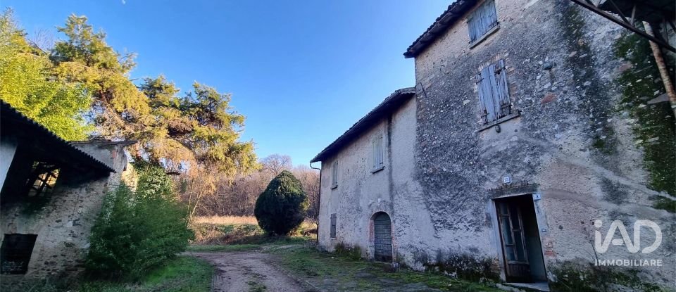 Rustico 4 locali di 423 m² in Cavriana (46040)