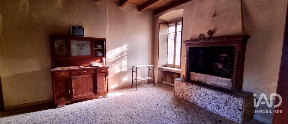 Rustico 4 locali di 423 m² in Cavriana (46040)
