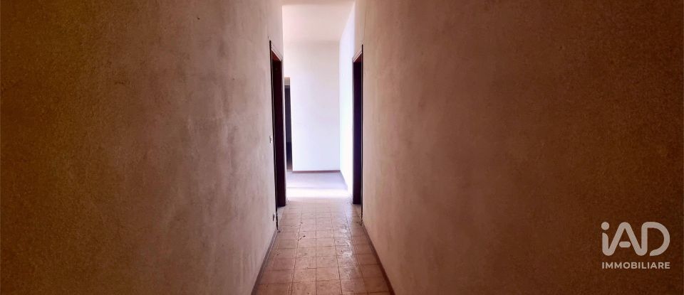 Rustico 4 locali di 423 m² in Cavriana (46040)