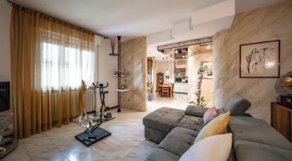 Appartamento 6 locali di 114 m² a Berra (44030)