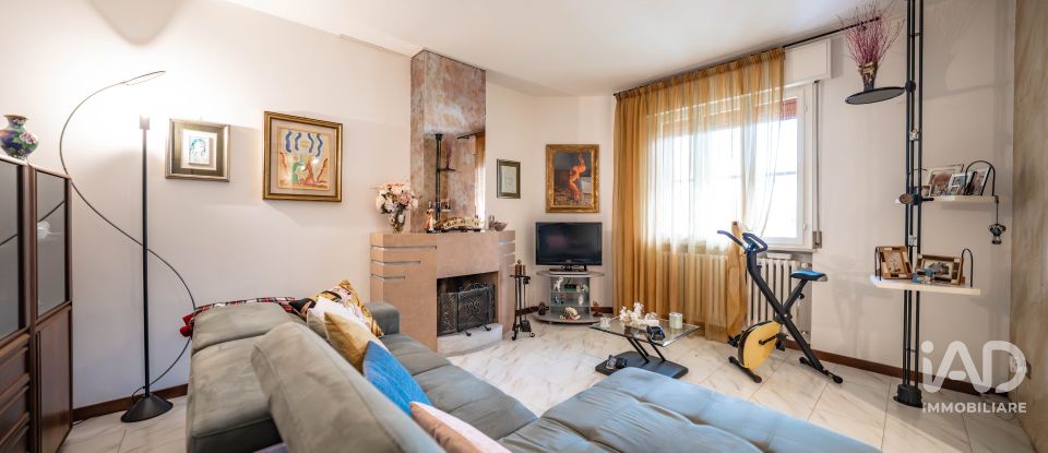 Apartment 6 rooms of 114 m² in Berra (44030)