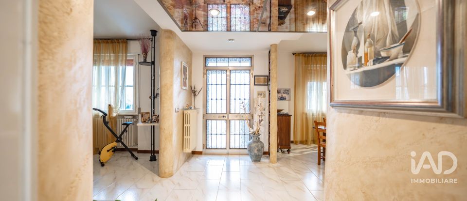 Apartment 6 rooms of 114 m² in Berra (44030)