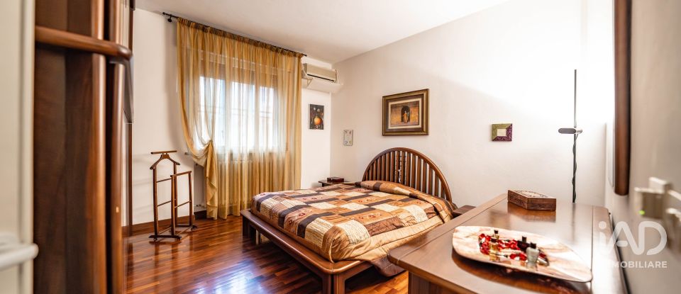 Apartment 6 rooms of 114 m² in Berra (44030)