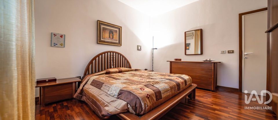 Apartment 6 rooms of 114 m² in Berra (44030)