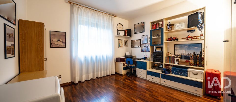 Apartment 6 rooms of 114 m² in Berra (44030)