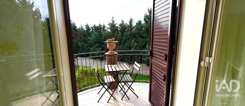 Villa a schiera 8 locali di 170 m² in Giardini-Naxos (98035)