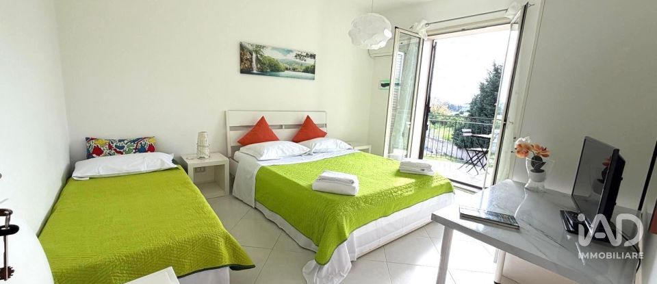 Villa a schiera 8 locali di 170 m² in Giardini-Naxos (98035)