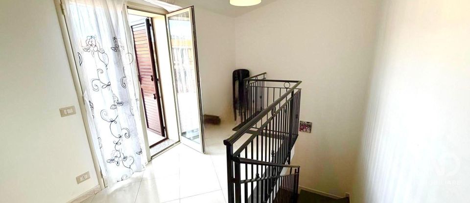 Villa a schiera 8 locali di 170 m² in Giardini-Naxos (98035)