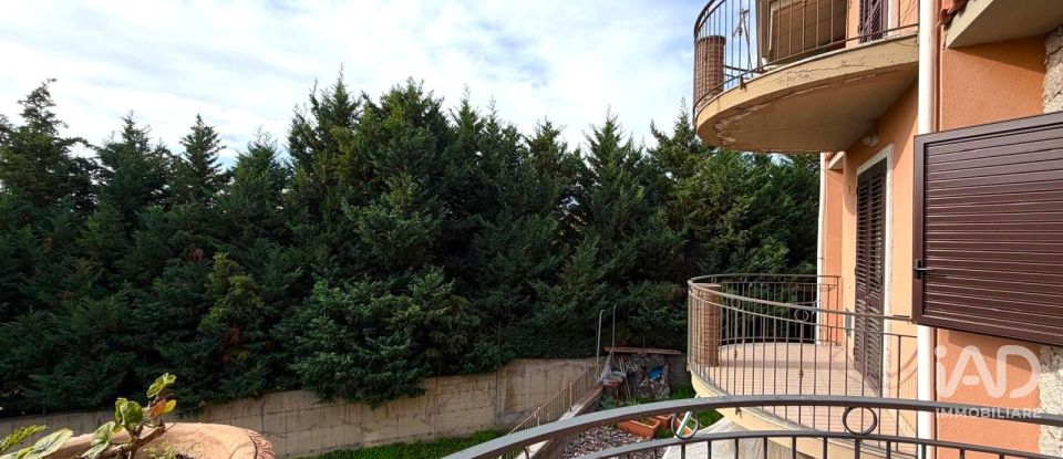 Villa a schiera 8 locali di 170 m² in Giardini-Naxos (98035)