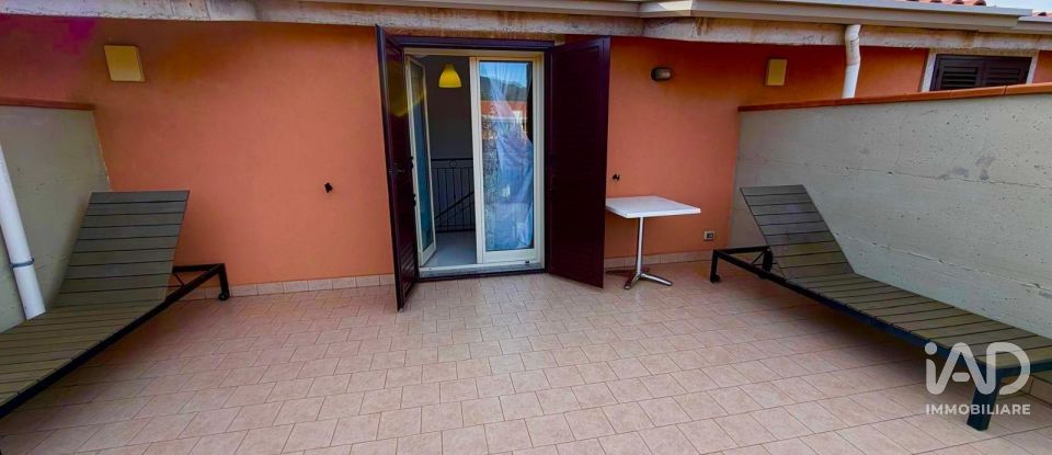 Villa a schiera 8 locali di 170 m² in Giardini-Naxos (98035)