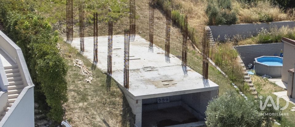 Farm 4 rooms of 146 m² in Offagna (60020)