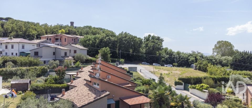 Farm 4 rooms of 146 m² in Offagna (60020)