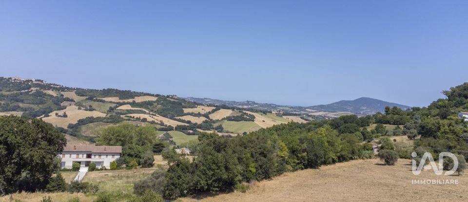 Farm 4 rooms of 146 m² in Offagna (60020)