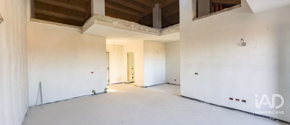 Apartment 5 rooms of 150 m² in Montemarciano (60018)