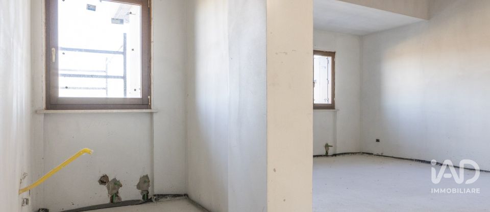 Apartment 5 rooms of 150 m² in Montemarciano (60018)