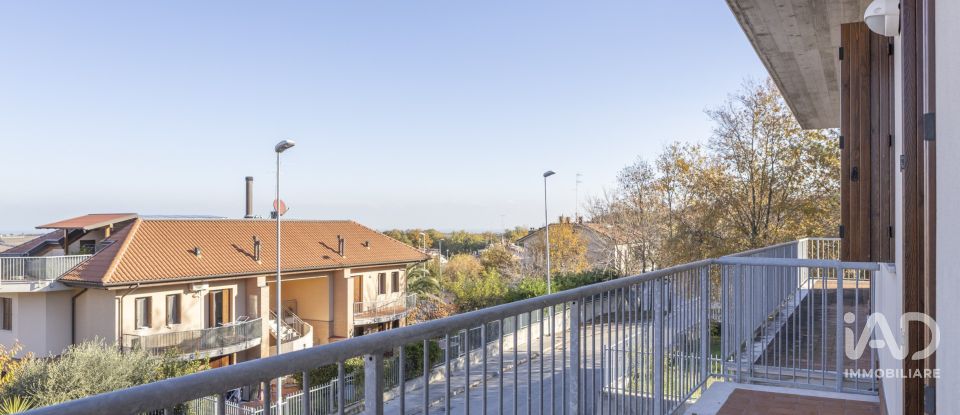 Apartment 5 rooms of 150 m² in Montemarciano (60018)