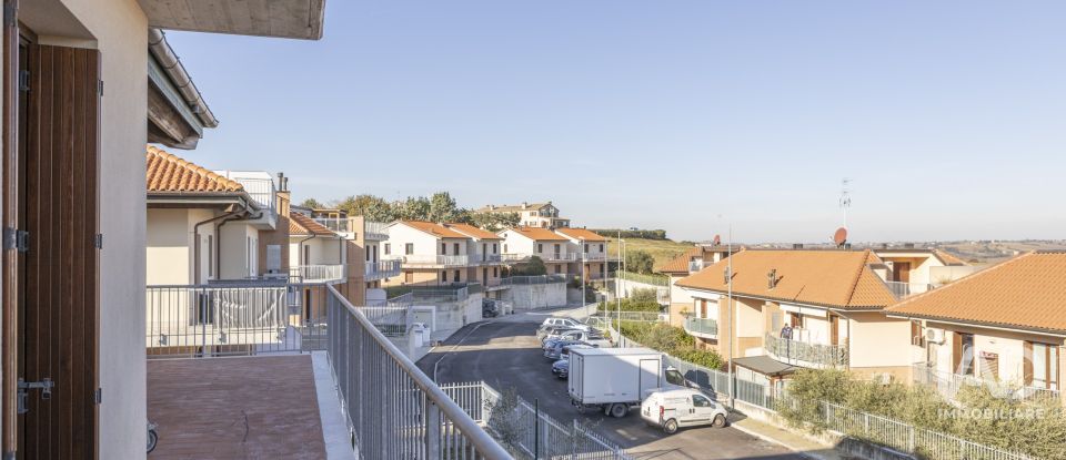 Apartment 5 rooms of 150 m² in Montemarciano (60018)