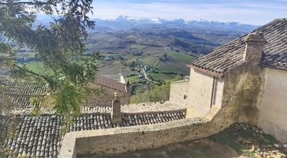 Costruzione di 800 m² in Monterubbiano (63825)