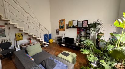 Three-room apartment of 91 m² in Milano (20136)