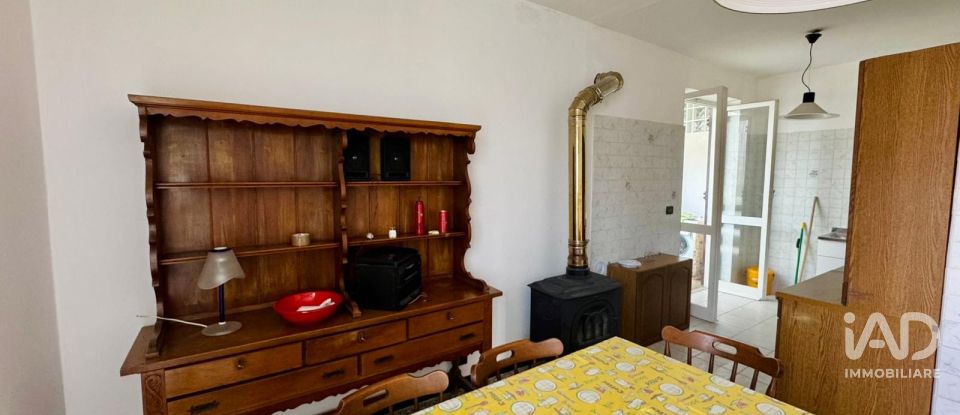 Four-room apartment of 77 m² in Bardineto (17057)